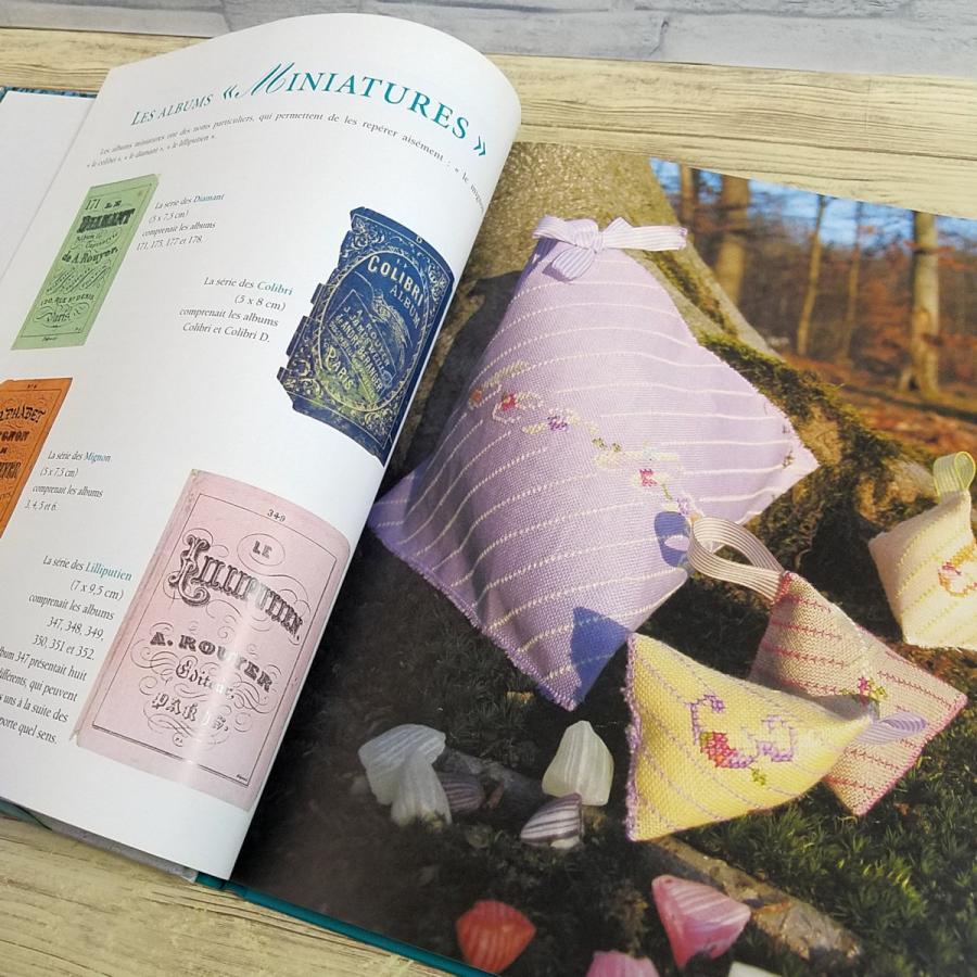 ALPHABETS ANCIENS クロスステッチ刺繍 図案集 洋書【ALPHABETS ANCIENS】フランス 人気のクロスステッチ図案本