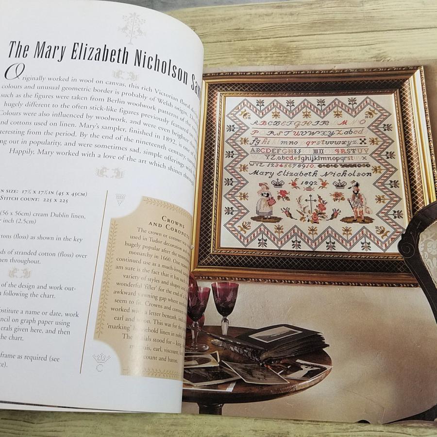 手芸系[クロスステッチ図案集 伝統的デザインのサンプラー Traditional