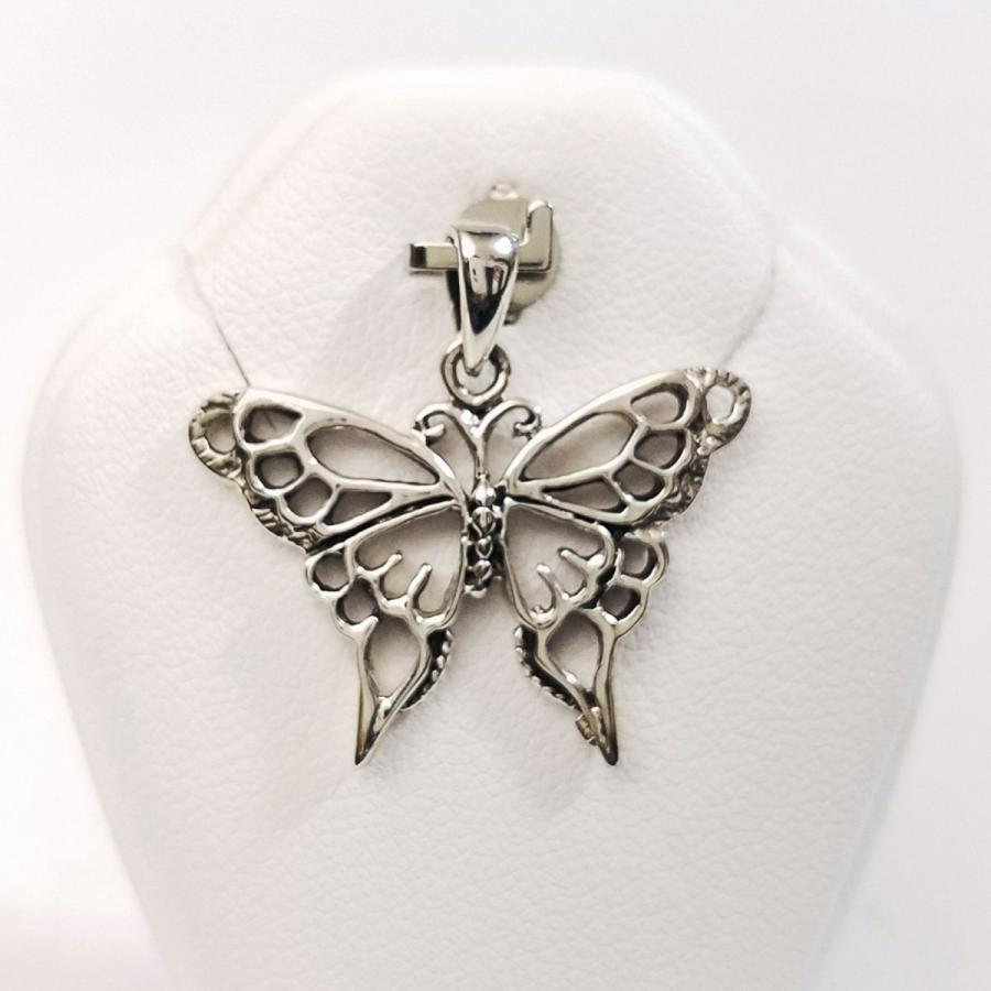 シルバーアクセ[シルバー925 ペンダント・トップ 蝶／アゲハ 透かし