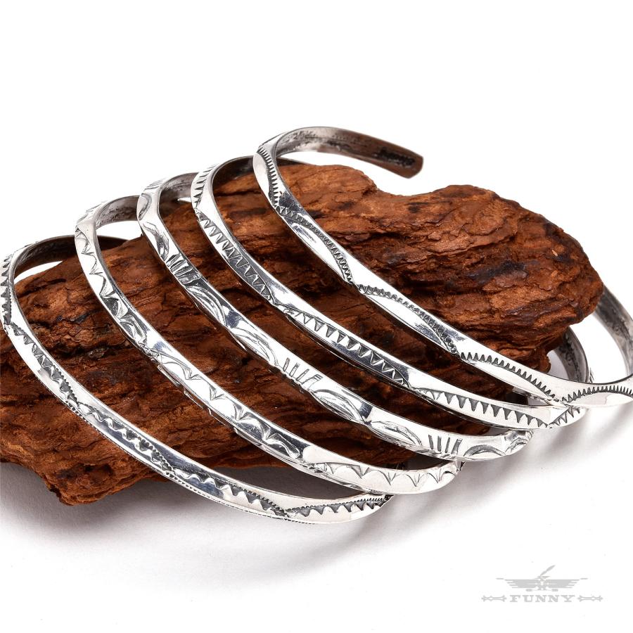 タロウ エレイン・Taheバングル タロウ エレイン・Taheバングル タロウ エレイン・Taheバングル タロウ