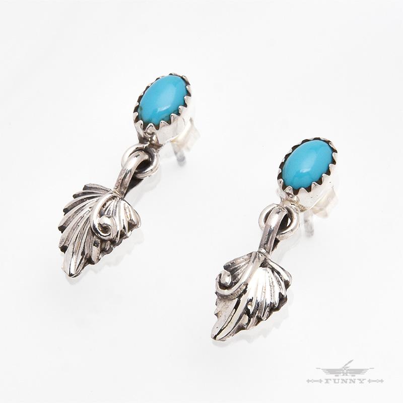 ナバホ族 リキッドシルバーターコイズ ピアス ナバホ族：リキッドシルバー ターコイズ付き ピアス - PINE☆FIELD