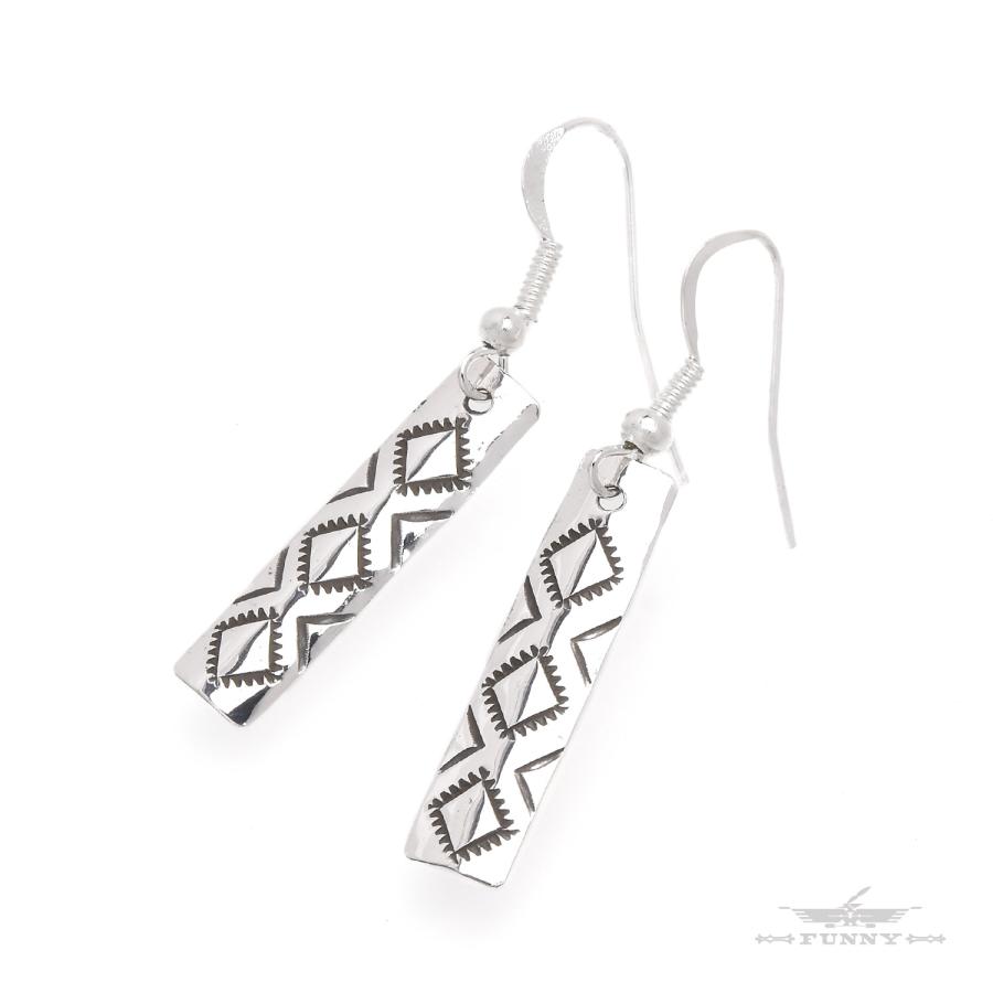 Indian Jewelry FUNNY公式ストア ナバホ族 Florence Tahe ツイスト 