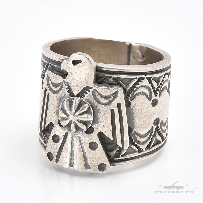 Indian Jewelry FUNNY公式ストア ナバホ族 ボー・リーブス スタンプ