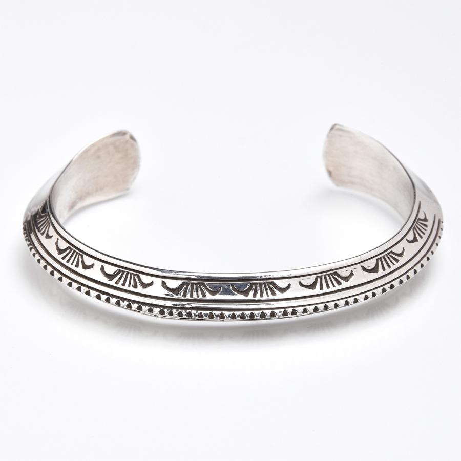 Indian Jewelry FUNNY公式ストア ナバホ族 ワイル・セカテロ Indian Jewelry FUNNY公式ストア ナバホ族 ワイル・セカテロ
