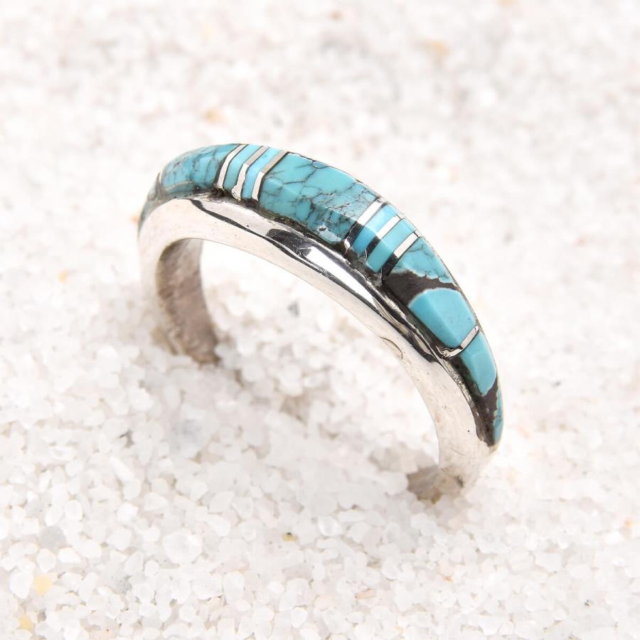 ナバホ族 ターコイズ フェザー付き リング 15号～16号 ナバホ族 ターコイズ フェザー付き リング 15号～16号
