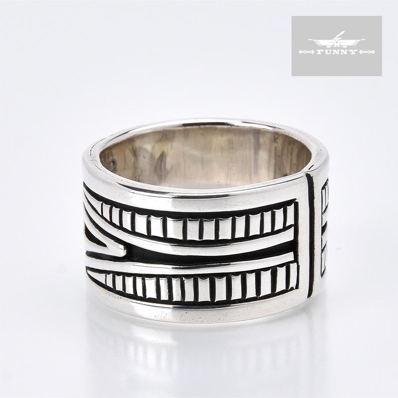 Indian Jewelry FUNNY公式ストア ナバホ族 キャリー・ビゲイ