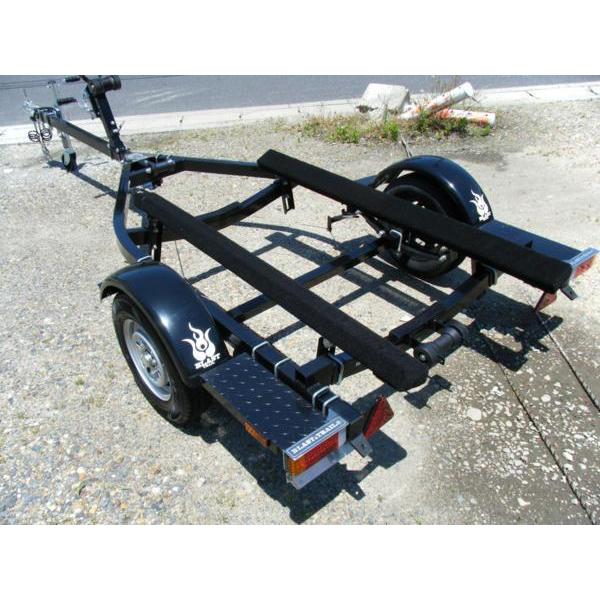 BLAST12!アルミボートのダメージを軽減する12FT専用トレーラー BLAST12!アルミボートのダメージを軽減する12FT専用トレーラー