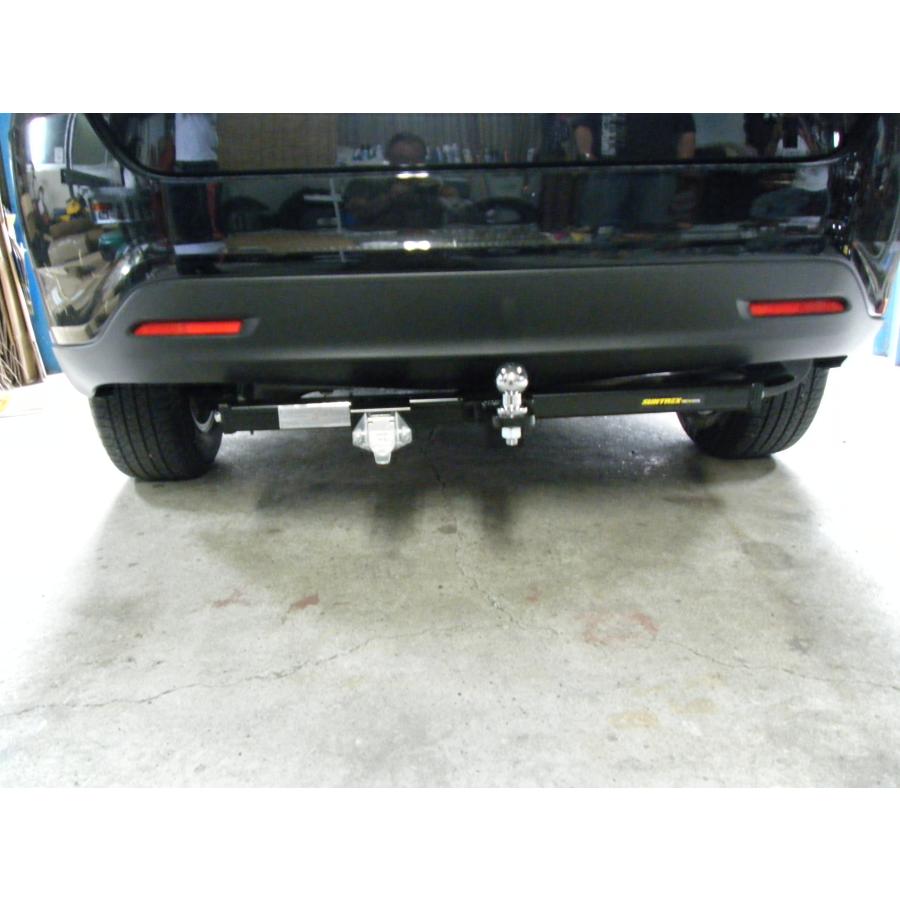 C-HR DAA-ZYX10、DBA-NGX50 スチール・ヒッチメンバー！サントレックス