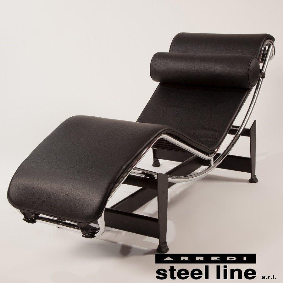 イタリア製のLC4シェーズロングのご紹介！ steel line LC4 シェーズロング ル・コルビュジェ デザイン スティール