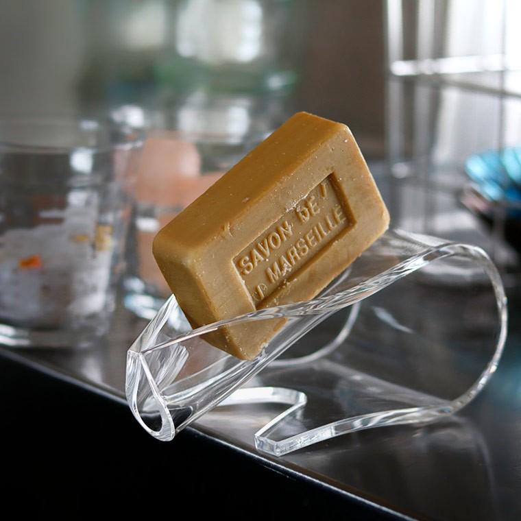 ソープディッシュ R アール スロープ ソープディッシュ おしゃれ 石けん台 石鹸置き ソープホルダー 石けん皿 せっけん クリア アクリル スタイリッシュ 1111 お風呂のソムリエshop 通販 Yahoo ショッピング