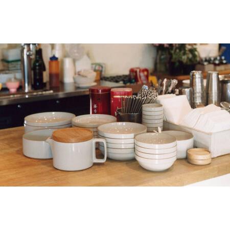 ふるさと納税 【波佐見焼 HASAMI PORCELAIN】ミッドディープラウンド
