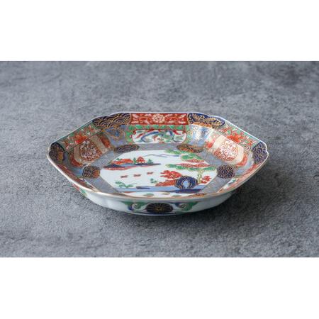 ふるさと納税 有田焼 【復刻古伊万里】 錦色絵六角焼皿 18cm 大慶 食器 うつわ 器 お正月 ハレの日 お祝い 取り皿 華やか A45-169 佐賀県有田町の画像
