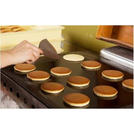 ふるさと納税 [023-a015] 和菓子 羽二重餅どら焼き 8個入り  福井県敦賀市の画像