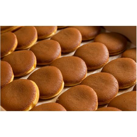 ふるさと納税 [023-a015] 和菓子 羽二重餅どら焼き 8個入り  福井県敦賀市の画像