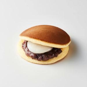 ふるさと納税 とろける湧水餅3個入 / もてもてどら焼き2個/薫りの蒸しどら すごい抹茶2個 SWAG004 山梨県昭和町の画像