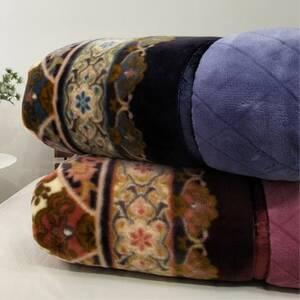 ふるさと納税 【ダブルサイズ】贅沢カシミヤウール混わた入り嵩高毛布 ワイン1枚  CAK-1531【1506837】 大阪府和泉市の画像