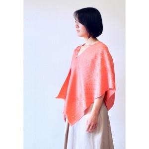 ふるさと納税 【着回しできるシルクストール】フィルタンゴ ストール　吉祥柄ボタン付きプラムピンク　洗えるシルク、お祝いギフトにも。 京都府京丹後市の画像