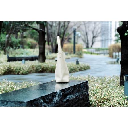 ふるさと納税 グラブ革 ワンハンドルトートバッグ クリーム [2650] 奈良県香芝市の画像