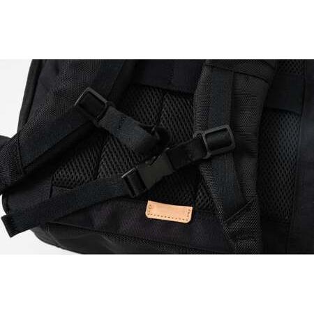 ふるさと納税 カメラ リュックサック ブラック SW-CR003-BK 黒色 バッグ 鞄 かばん 収納 充実  送料無料 茨城県守谷市の画像