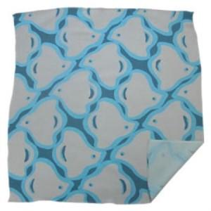 ふるさと納税 正絹縮緬友禅風呂敷 千鳥_装飾品・工芸品  服飾小物 _【1555062】 京都府与謝野町の画像