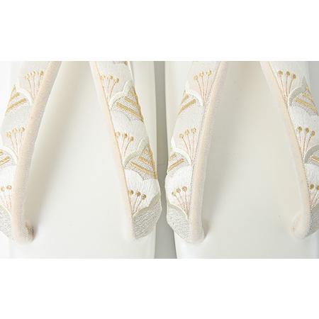 ふるさと納税 ぞうり　草履　松青海波の刺繍花緒　白　Lサイズ　お着物に　きものに 和装 式典 セレモニー 結婚式 入園 卒園 入学 卒業 初釜 お.. 兵庫県伊丹市の画像