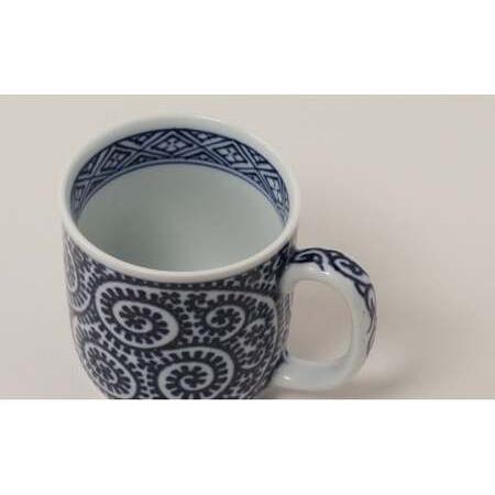 ふるさと納税 有田焼 蛸唐草 マグカップ (大)【道雪窯】食器 器 うつわ 染付 手書き たこ唐草 タコ唐草 A45-299 佐賀県有田町の画像