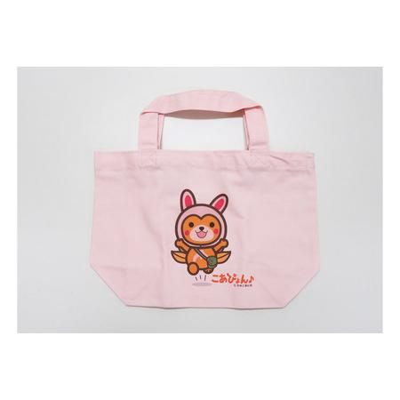ふるさと納税 上小阿仁村PRキャラ こあぴょんグッズセット ピンク（エコバック、トートバック、ハンカチ、缶バッジ、ストラップ 各1点、ポス.. 秋田県上小阿仁村_3