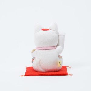 ふるさと納税 木目込人形（招き猫・風水（中）白） | まねきねこ 猫 飾り物 人形 置物 ちりめん 伝統工芸 縁起 開運招福 千客万来 商売繁盛 金運.. 埼玉県越谷市_3