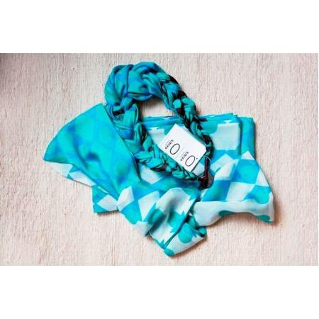 半額sale ふるさと納税 衣類 履物 山形県鶴岡市 B01 612 山形県鶴岡市 袋ストール 鉄砲菱 鉄砲枡 青 子ども用ファッション小物 Aloneeagle Com