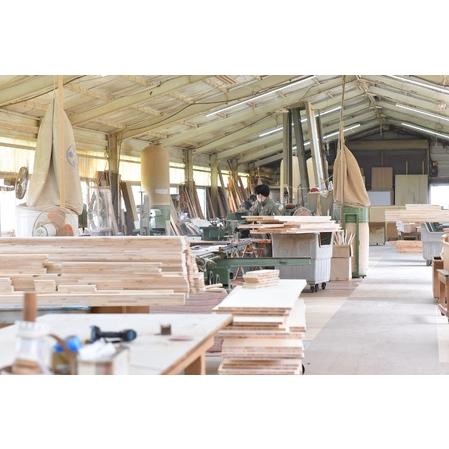 ふるさと納税 スノキ ｈ−ベンチ（オイル仕上げ） 宮崎県産桧寄材使用！子ども用ベンチ 宮崎県三股町_3