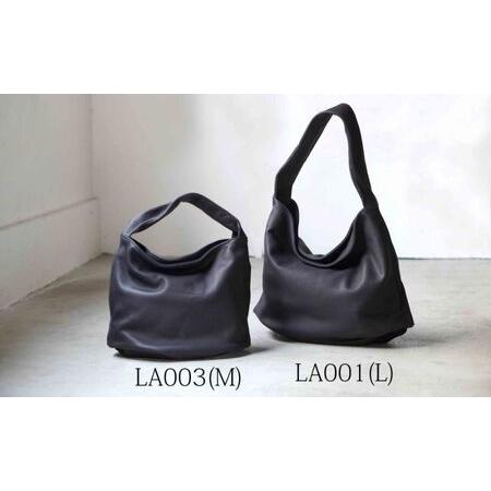 ふるさと納税 シルキータッチしっとりレザー 軽く柔らかい袋タイプ・ＬＵＡ(ＬＡ００１)＃墨黒 A4対応 バッグ 牛革 レザー 革製品 天然素材 軽量.. 東京都墨田区の画像