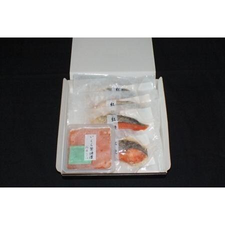 ふるさと納税 いくら醤油漬け90g×1P・焼き紅鮭1切×4P A-42138 北海道根室市の画像