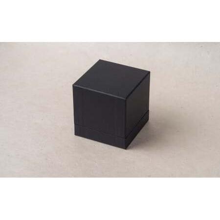 ふるさと納税 有田焼 磁器製の野球ボール。白磁球 / 火の玉ストレート　【染付の器 匠】手描き オブジェ 野球 野球ボール インテリア 70000円 7.. 佐賀県有田町_4