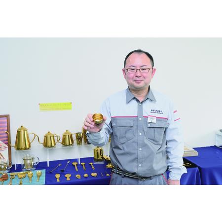 ふるさと納税 食器 日本製  ゴールド ！ ぐい呑み   80cc（満水時） 神奈川県秦野市の画像