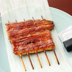 ふるさと納税 【12か月定期便】ウナギ上蒲焼1串(100g前後)【老舗 差し上げ物 凝結 ウナギ 鰻 鰻 かばやき 串 タレ 山椒 千葉県 市川市】【12203-.. 千葉県市川市