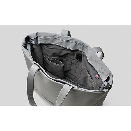ふるさと納税 豊岡鞄 virka ヴィルカ トートバッグ グレー 13-1108-20 / 軽量 収納力 撥水仕様 15インチPC B4ファイル対応 メンズ レディース シ.. 兵庫県豊岡市の画像
