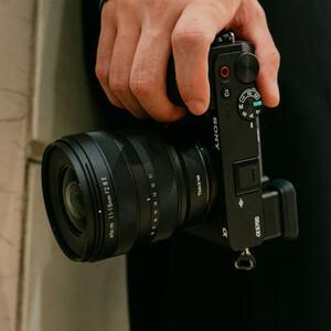 ふるさと納税  レンズatx-m 11-18mm F2.8 X 640463 | カメラ カメラ 東京都中野区の画像