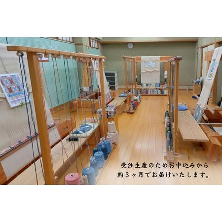 ふるさと納税 人間国宝 井上萬二氏デザイン 白磁牡丹「Hakuji Botan」 鍋島緞通 ：D108-001 佐賀県佐賀市の画像