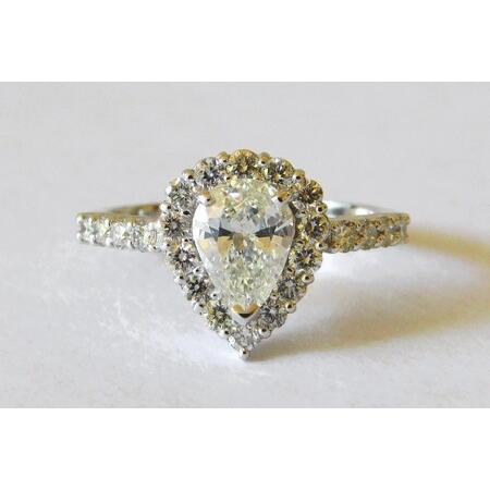 ふるさと納税 [ふるなび限定][一点もの]Pt950 ベリーライトイエローダイヤ(0.750ct)リング M23 K06155-H FN-Limited-SP 山梨県甲府市