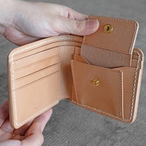 ふるさと納税 栃木レザー使用｜やわらか本革二つ折り財布｜Half wallet 02C｜オリーブ｜minca（全7色） 栃木県栃木市の画像