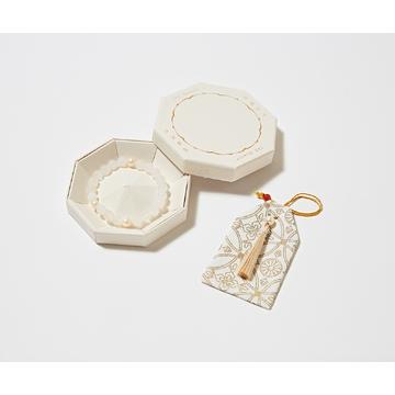 ふるさと納税 1897 伊勢の白玉幣・伊勢宝玉 白瑪瑙 伊勢とこわかや お守り 真珠 夫婦岩チョーカー あこや真珠 伊勢宝玉 天然石 白玉幣 伊勢.. 三重県伊勢市