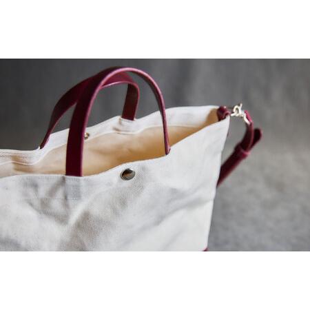 ふるさと納税 レザー×キャンバス トートバッグ ワイン L / 2WAY レザー トート トートバッグ ショルダー ショルダーバッグ 鞄 かばん マザ.. 長崎県諫早市の画像