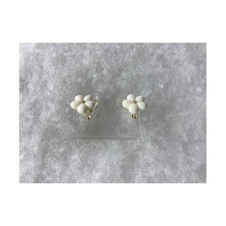 ふるさと納税 【サンゴ】桜ドロップ イヤリング 白サンゴ ダイヤ K18G 高知県南国市の画像