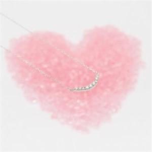 ふるさと納税 PT900/PT850 0.10ctダイヤモンド　アーチペンダントネックレス　HH018644【配送不可地域：離島・沖縄県】【1387333】 山梨県の画像