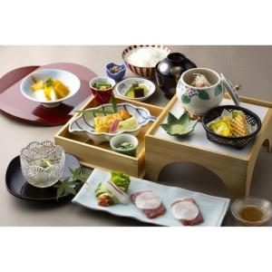 ふるさと納税 富士屋ホテル　菊華荘 “献上御膳”＋源泉100％貸切温泉入浴プラン　２名様分 神奈川県箱根町_1