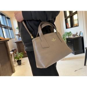 ふるさと納税 革職人が作った本革トートバッグXSシュリンク【トープ】 和歌山県白浜町の画像