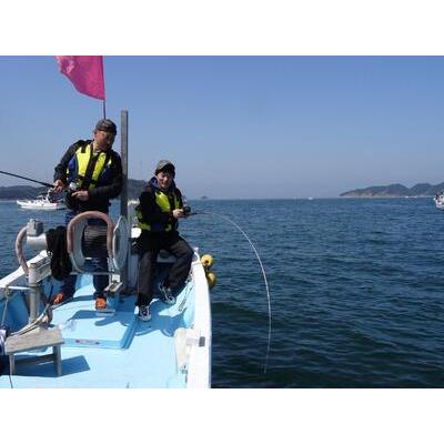 ふるさと納税 X-7お魚ざんまい♪漁師さんと船釣りツアー【2名様】 三重県鳥羽市の画像