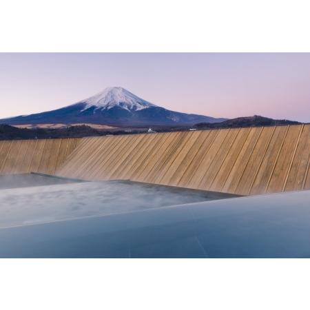 ほぼ未使用 ふるさと納税 ホテル鐘山苑　宿泊券C 山梨県富士吉田市 【IQ3748890140】(132000円)