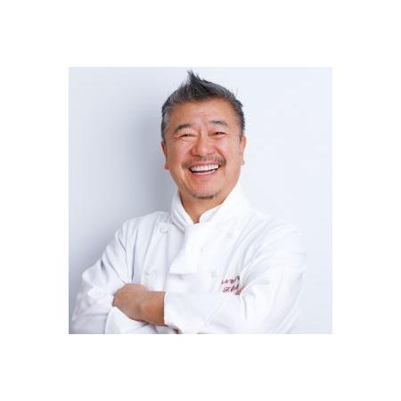 ふるさと納税 【銀座／ミシュラン2022掲載】ラ・ベットラ・ダ・オチアイ 特産品ディナーコース 4名様（1年間有効） お店でふるなび美食体験／F.. 高知県四万十町 ふるさと納税 高知県四万十町