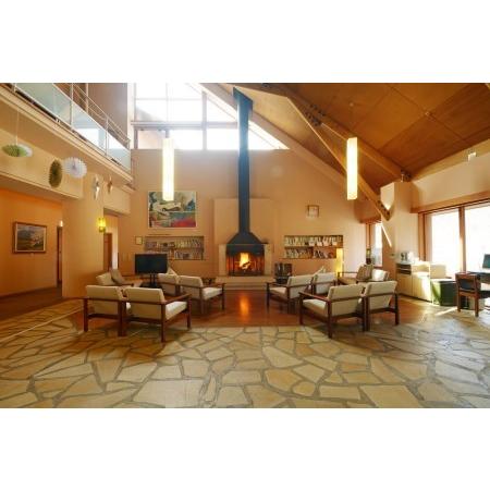 正規品 ふるさと納税 清泉寮 宿泊補助券 (30，000円分) 山梨県北杜市 【YWU1448429588】(51000円)